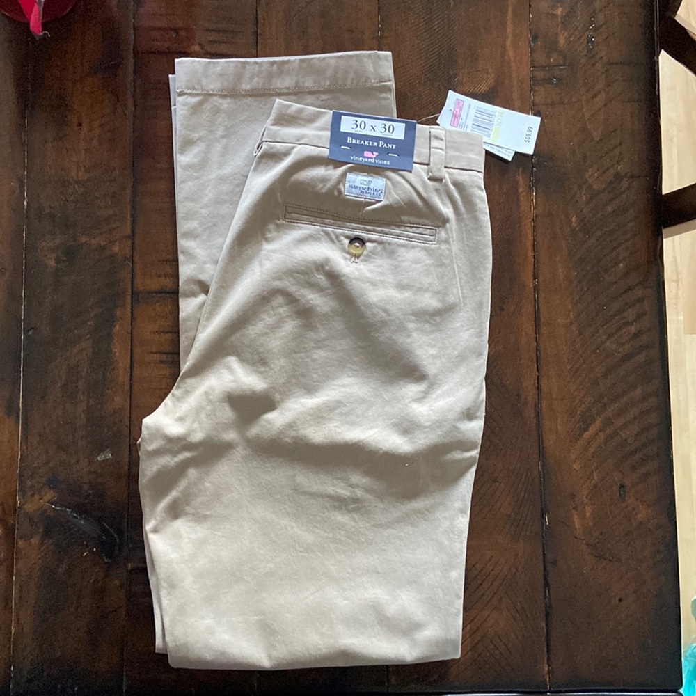 NWT Vineyard vines
